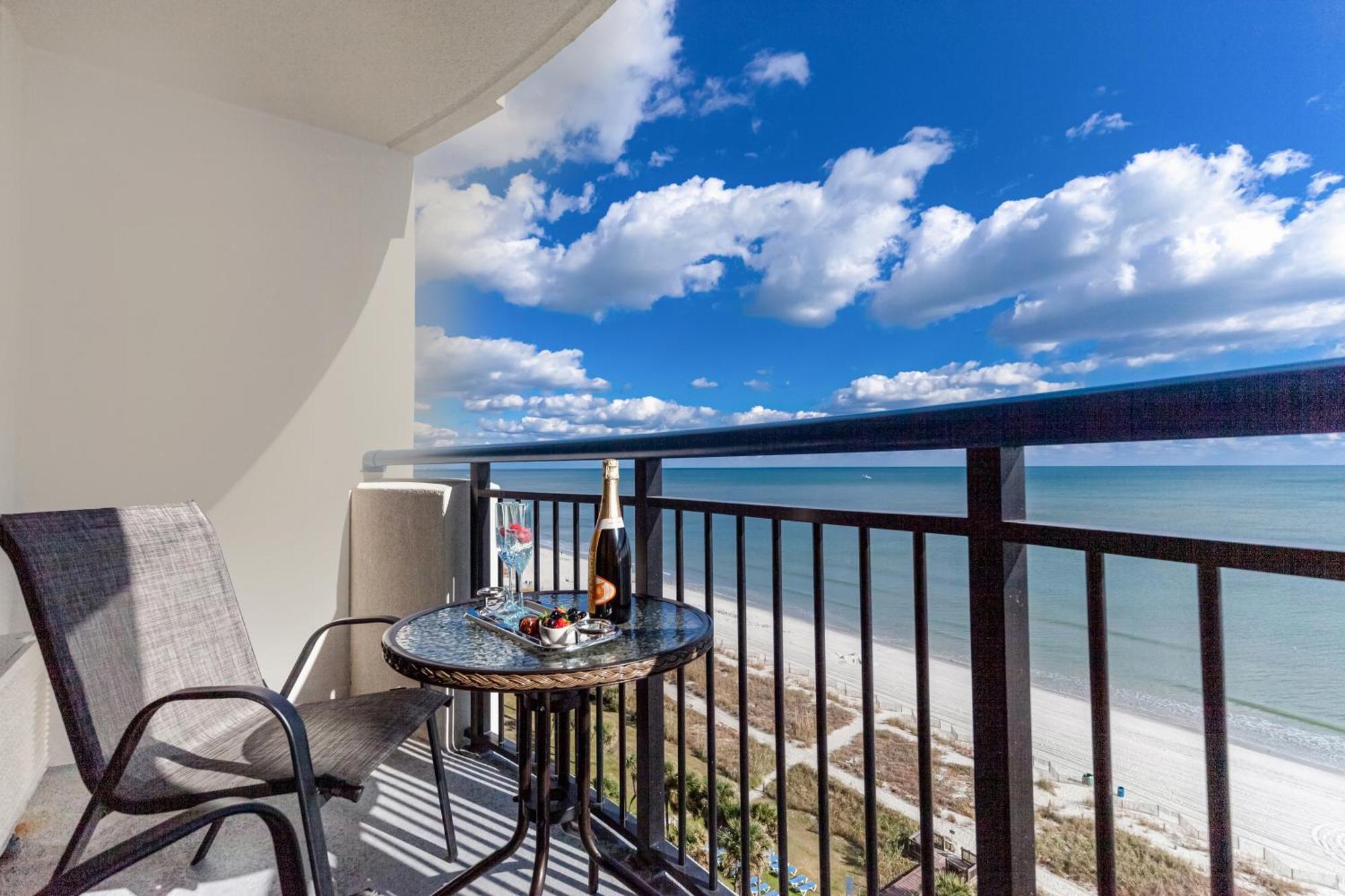 Апартаменти Oceanfront Bliss, Amazing Views! 1235B Мертл-Біч Екстер'єр фото