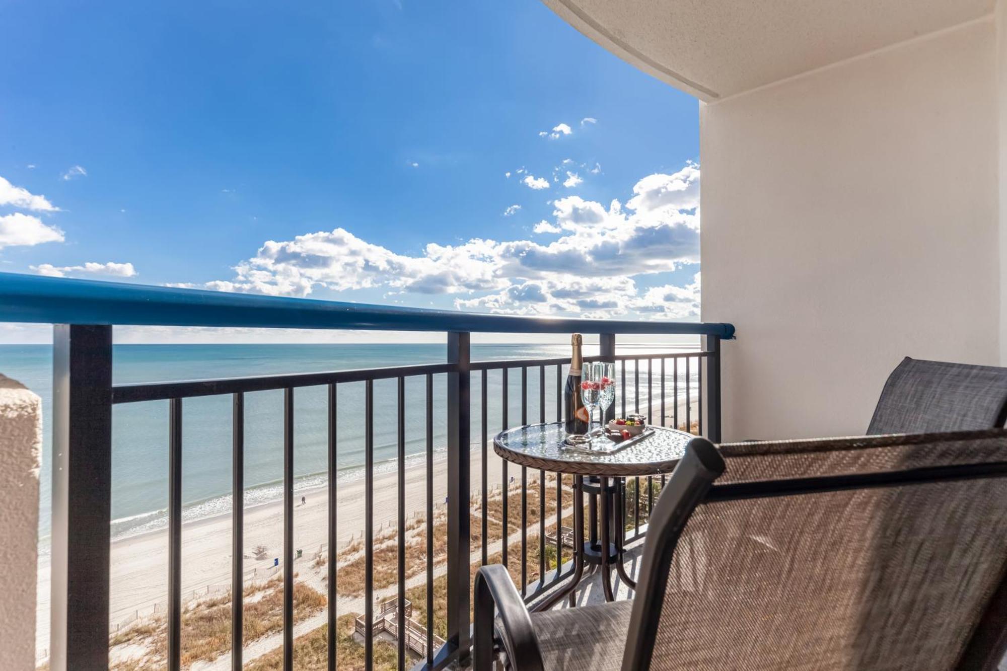 Апартаменти Oceanfront Bliss, Amazing Views! 1235B Мертл-Біч Екстер'єр фото
